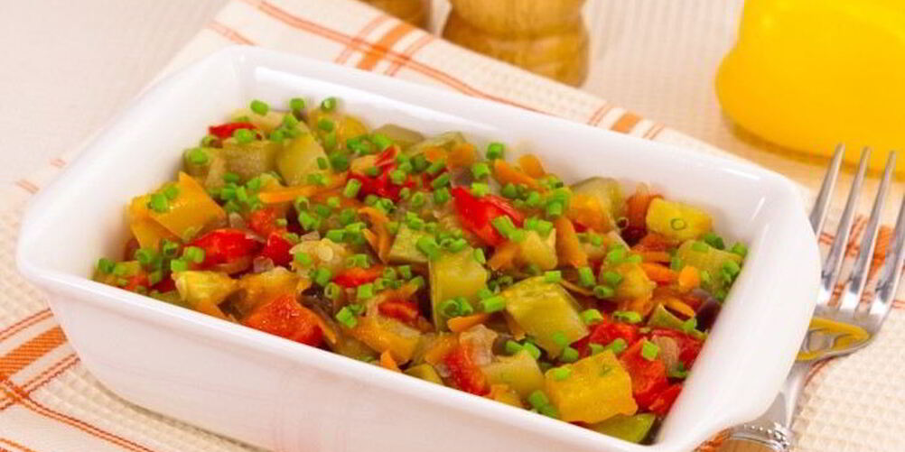 Рецепт кабачки, тушенные с болгарским перцем