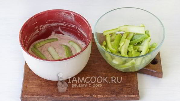 кабачки в кляре в духовке