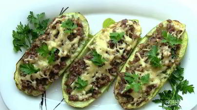 Кабачки, запеченные с фаршем в духовке