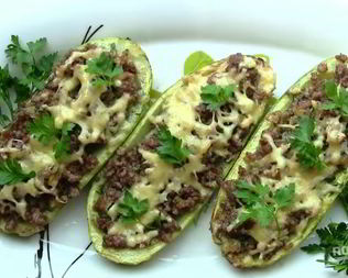 Кабачки, запеченные с фаршем в духовке