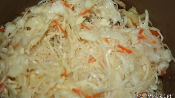 капуста тушеная по-немецки в мультиварке