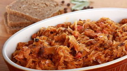 Капуста жареная с грибами