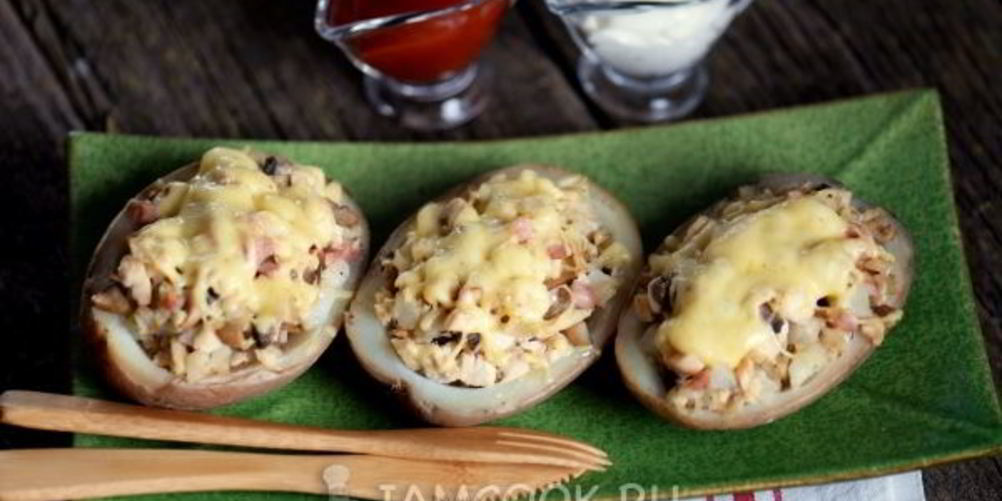 Рецепт картофель, фаршированный курицей и грибами