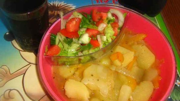 картофель тушеный с перцем