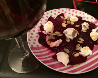 Печеная свекла с сыром