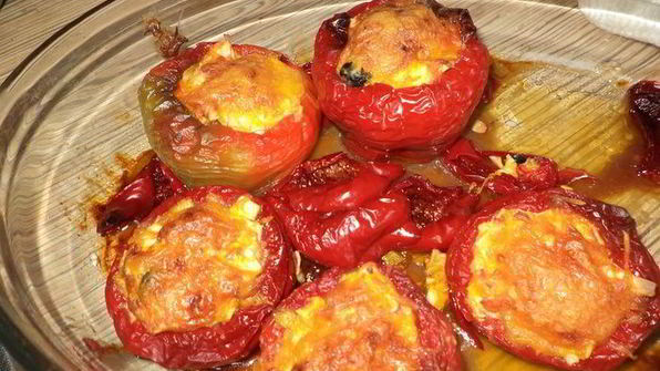 перец, фаршированный крабовыми палочками