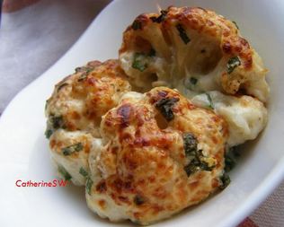 Цветная капуста с двумя видами сыра