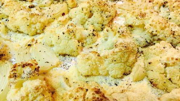 цветная капуста, запеченная с луком