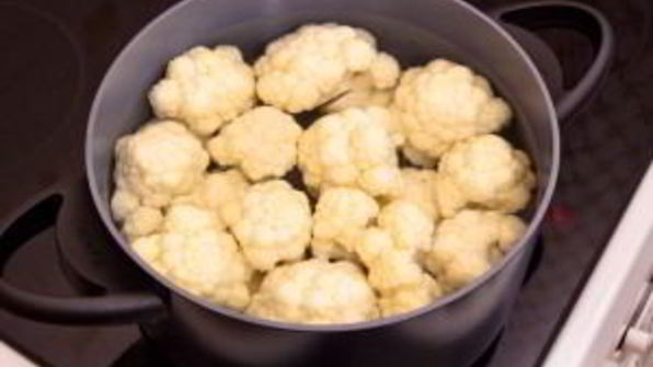 цветная капуста, жаренная в панировочных сухарях