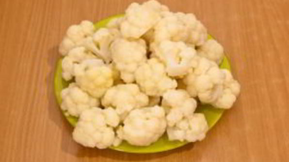 цветная капуста, жаренная в панировочных сухарях