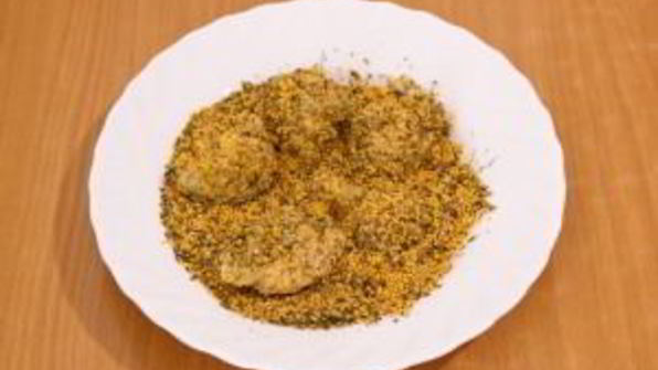 цветная капуста, жаренная в панировочных сухарях