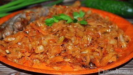 Тушеная капуста на гарнир