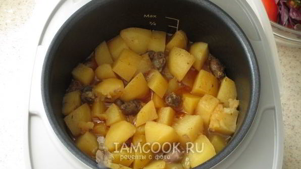 тушеная картошка с куриными сердечками в мультиварке