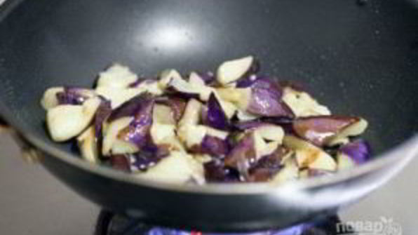 тушеные баклажаны с мясом