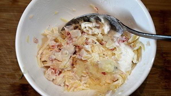 запеченный картофель с крабовым салатом