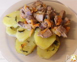 Говяжья печень с картофелем в мультиварке