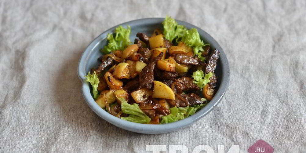 Рецепт говяжья печень с яблоками и луком