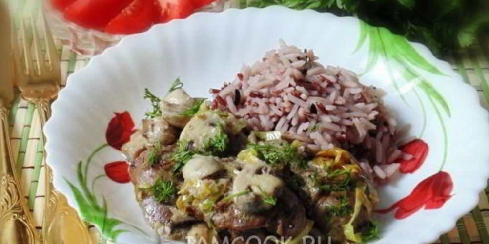 Рецепт куриная печень с грибами в сметане