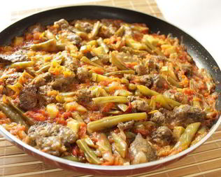 Куриная печень с овощами в кисло-сладком соусе