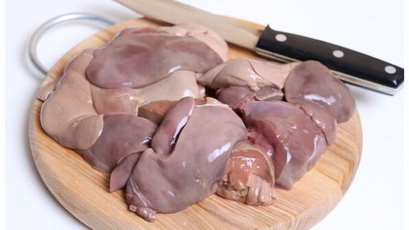 куриная печень тушеная с ревенем