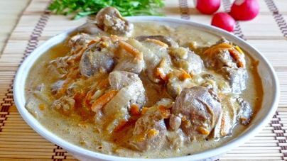 Куриная печень в сметане в мультиварке