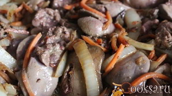 куриная печень в сметанном соусе