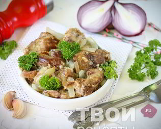 Куриная печень, жареная с луком