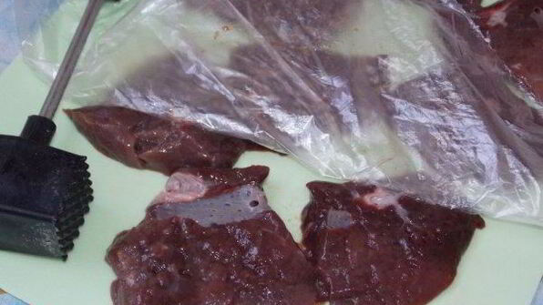 отбивные из печени говяжьей