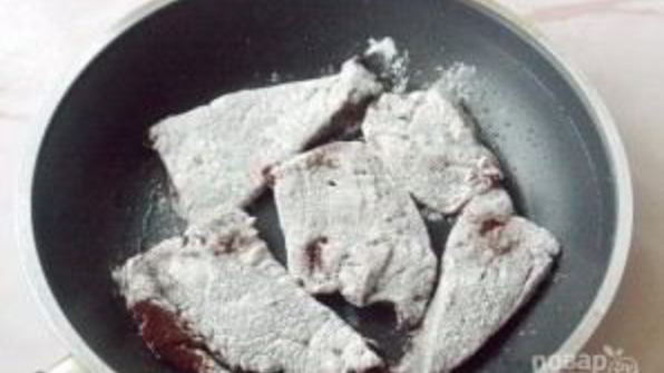 печень говяжья с луком