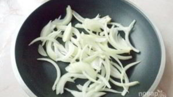 печень говяжья с луком