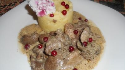 Печень кролика в сливочном соусе