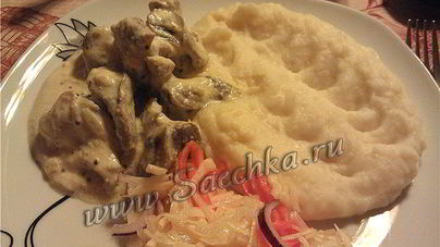 Печень по-бефстрогановски