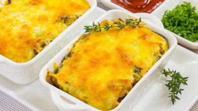 Печень с картофелем, запеченные в духовке