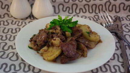 Печень с картошкой