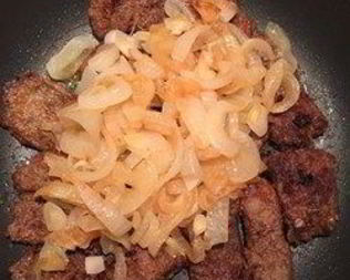 Печень с луком