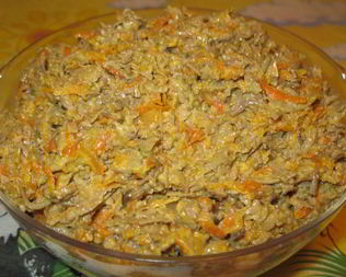 Печень с морковью и луком