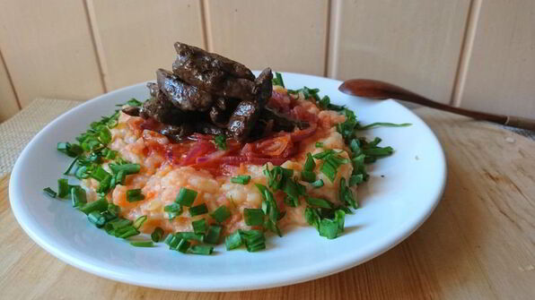 печень с овощным пюре