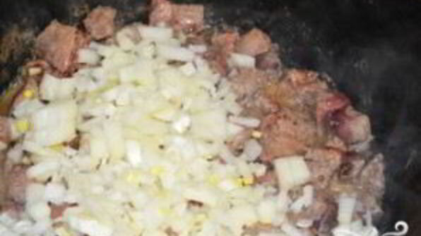 печень, тушенная в сливках