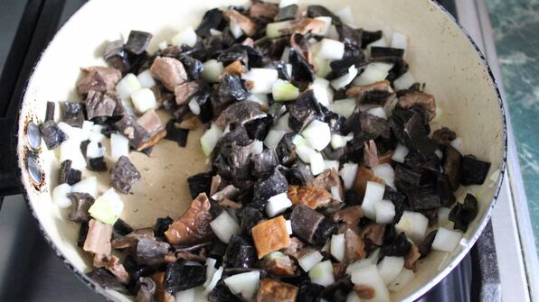 печень в горшочках по-русски