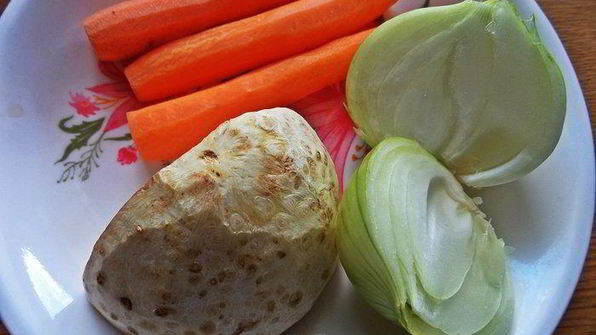 печенка с овощами и гречкой