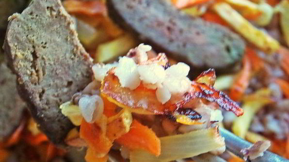 печенка с овощами и гречкой