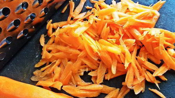 печенка с овощами и гречкой