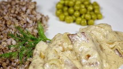 Печенка с подливкой