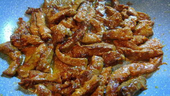 печенка в пикантном соусе