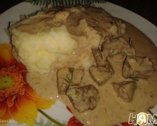 Печенка в сырном соусе