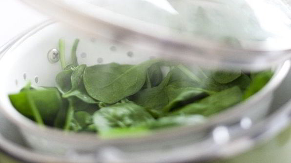 телячья печень со шпинатом