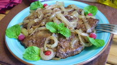 Жареная печень с луком