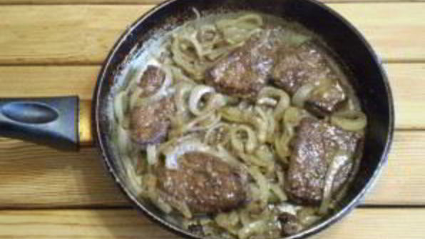 жареная печень с луком