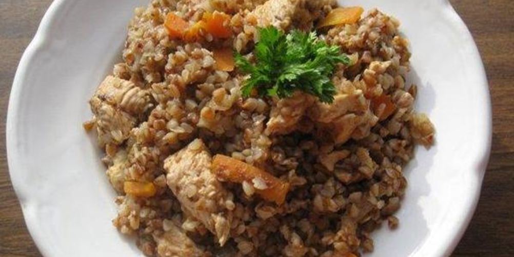 Рецепт гречневый плов с курицей и сельдереем
