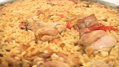 Паэлья с говядиной и курицей